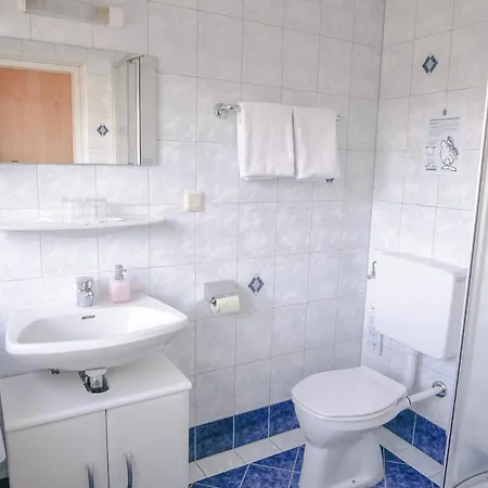 5rooms Fruehstueckspension Bed & Breakfast Sankt Stefan im Rosental