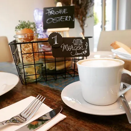 5rooms Fruehstueckspension 3*