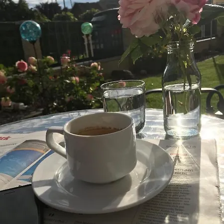 Bed and Breakfast 5rooms Fruehstueckspension 3*