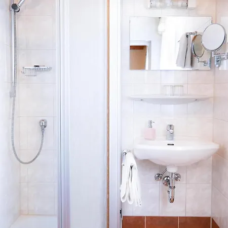 5rooms Fruehstueckspension Bed & Breakfast Sankt Stefan im Rosental